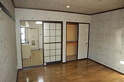居間