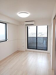 エアリーみとよ　II 301 3階2LDKのリビング/ダイニング