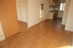 ラフィーネ加納B棟 201