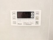発電・温水設備　【世田谷区上祖師谷2丁目】 追焚き機能付きなので、生活時間の違う家族に便利です。
