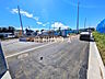 外観：接道状況および現場風景　【東村山市恩多町1丁目】