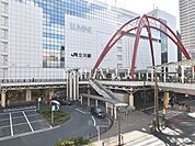立川駅 (800m)