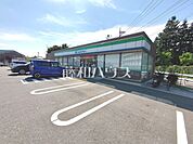 ファミリーマート 立川西砂町店 (460m)