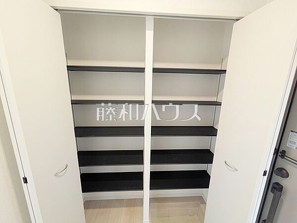 収納