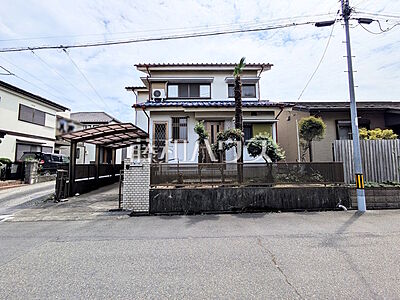 外観:現場風景(現況:古屋あり) 【日野市多摩平6丁目】 外観:現場風景(現況:古屋あり) 【日野市多摩平6丁目】