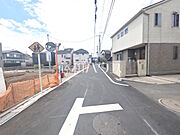 接道状況および現場風景　【西東京市泉町2丁目】