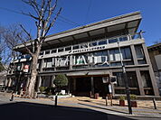 府中市立宮町図書館 (750m)