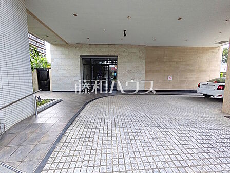 エントランス 【アデニウム府中武蔵野台】