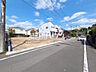 外観：接道状況および現場風景　【多摩市愛宕1丁目】