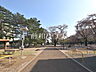 周辺：雷塚公園 (1140m)