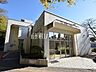 周辺：府中市立四谷図書館 (360m)