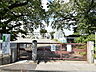 周辺：日野市立潤徳小学校 (760m)