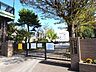 周辺：三鷹市立第六小学校 (580m)