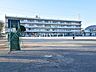周辺：新座市立池田小学校 (360m)