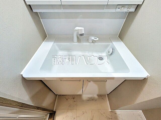 洗面 ライオンズマンション高幡不動第2 2階/2階