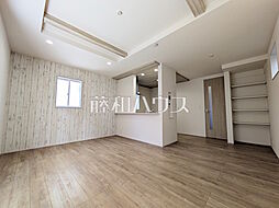 リビング/ダイニングの画像