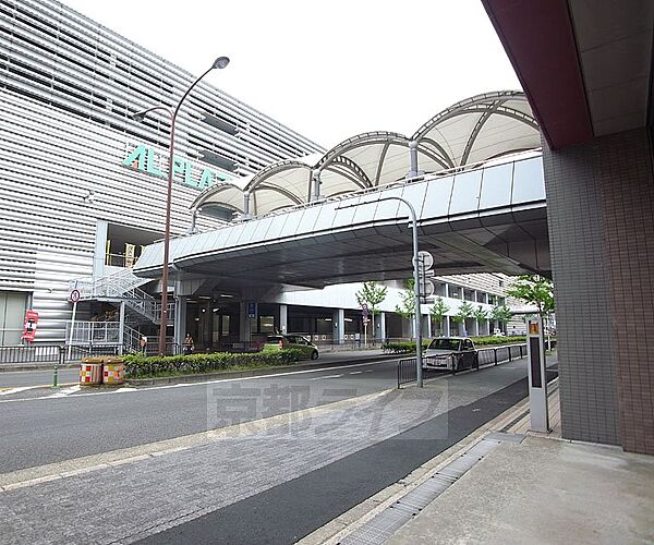 醍醐駅まで1900m