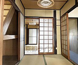 居間