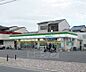 周辺：ファミリーマート京都深草フチ町店まで219m 竹田駅と藤森駅の中心のコンビニです。どちらの駅までも1本