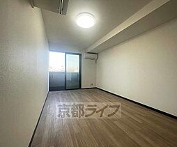 京都市営烏丸線 十条駅 徒歩2分の賃貸マンション 1階1Kのリビング/ダイニング