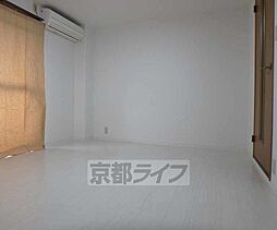 近鉄京都線 伊勢田駅 徒歩10分の賃貸マンション 1階1Kのリビング/ダイニング