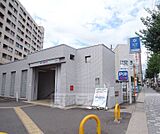 椥辻駅まで1400m