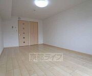 広々とした部屋です。