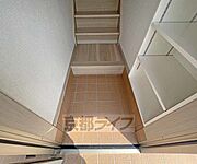 人の出入りがしやすい玄関です