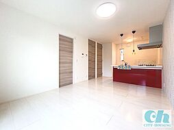 CCC WEST2 2階1LDKのリビング/ダイニング