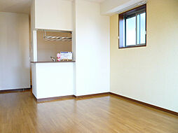 Permission（ペルミッシオン） 201 2階1LDKのリビング/ダイニング