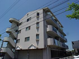 Leeハイツ 102 ｜ 兵庫県姫路市飾磨区構２丁目（賃貸マンション3LDK・2階・54.00㎡） その1