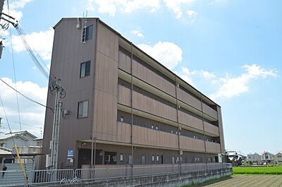 外観：鉄骨造マンション☆