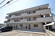 安心感のある鉄骨造マンション！周囲には店や自然が充実！