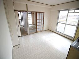 阪急京都本線 総持寺駅 徒歩13分の賃貸マンション 3階3DKのリビング/ダイニング