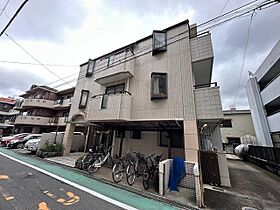 大阪府高槻市千代田町（賃貸マンション1DK・1階・25.13㎡） その1