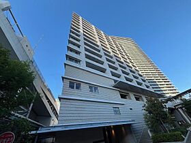 大阪府高槻市白梅町（賃貸マンション2LDK・15階・54.49㎡） その1