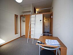 阪急京都本線 富田駅 徒歩10分の賃貸マンション 2階1Kのリビング/ダイニング