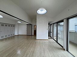 居間