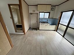 居間