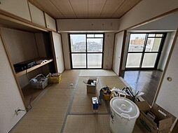 居間