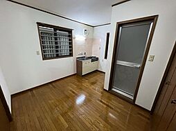 居間