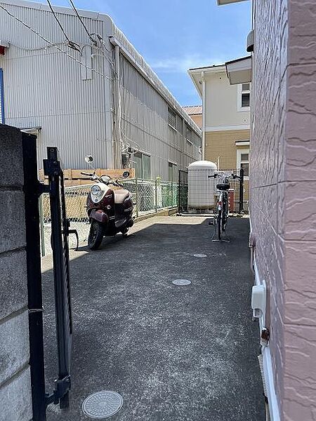 その他