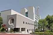 横浜市都筑区役所(438m)