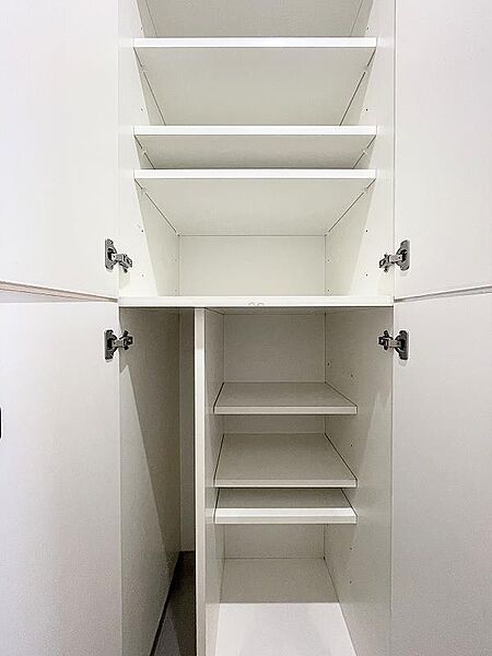 収納