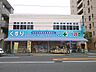 周辺：【その他】どらっぐぱぱす　根津店まで649ｍ