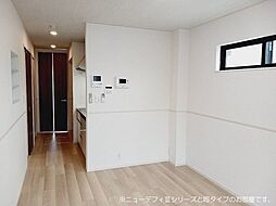 JR青梅線 河辺駅 徒歩8分の賃貸アパート 1階1LDKのリビング/ダイニング