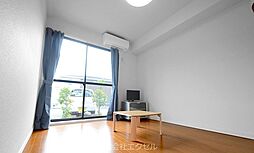 多摩都市モノレール 上北台駅 バス12分 薬師堂前下車 徒歩9分の賃貸アパート 1階2DKのリビング/ダイニング