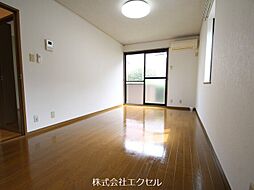 西武拝島線 東大和市駅 徒歩9分の賃貸アパート 1階2LDKのリビング/ダイニング