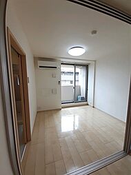 JR五日市線 武蔵引田駅 徒歩10分の賃貸マンション 2階1LDKのリビング/ダイニング