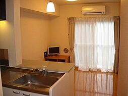 西武拝島線 西武立川駅 徒歩29分の賃貸アパート 1階2DKのリビング/ダイニング